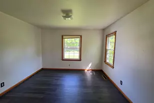502 S Kouts St, Kouts, IN 46347 - Photo 5