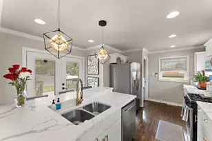 8600 Calumet Ave, Munster, IN 46321 - Photo 15