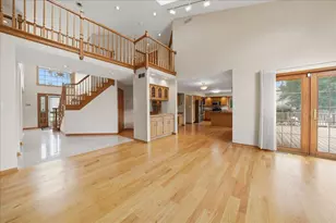 1522 Coventry Ln, Munster, IN 46321 - Photo 11