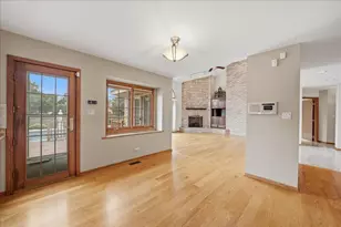 1522 Coventry Ln, Munster, IN 46321 - Photo 17