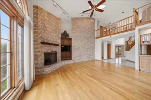 1522 Coventry Ln, Munster, IN 46321 - Photo 11