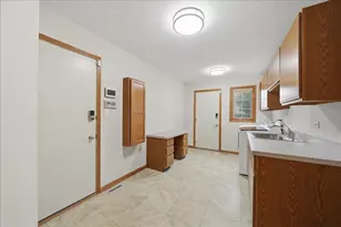 1522 Coventry Ln, Munster, IN 46321 - Photo 19