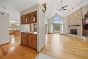 1522 Coventry Ln, Munster, IN 46321 - Photo 9