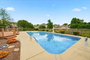 1522 Coventry Ln, Munster, IN 46321 - Photo 35