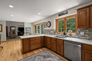 510 Eastwood Dr, Kouts, IN 46347 - Photo 15