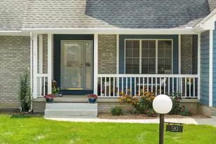 510 Eastwood Dr, Kouts, IN 46347 - Photo 3
