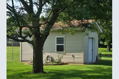 7177 E Grace Avenue, New Carlisle, IN 46552 - Photo 7