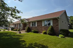 7177 E Grace Ave, New Carlisle, IN 46552 - Photo 3