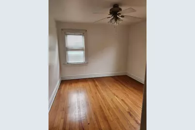 2025 W 4th Place, Gary, IN 46404 - Photo 5