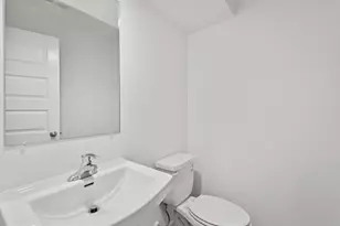 470 Cressmoor Blvd, Hobart, IN 46342 - Photo 37