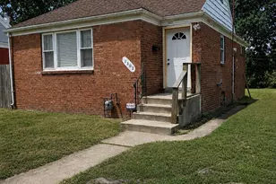 1302 Dakota St, Gary, IN 46403 - Photo 1