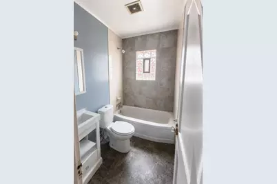 1302 Dakota Street, Gary, IN 46403 - Photo 7