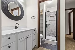 2513 E Lakeshore Dr, Crown Point, IN 46307 - Photo 23