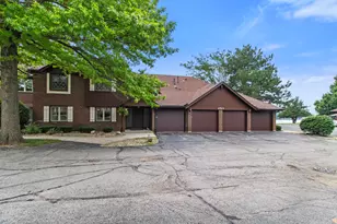 2513 E Lakeshore Dr, Crown Point, IN 46307 - Photo 27