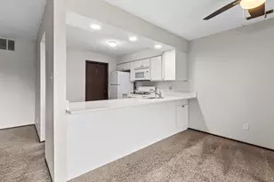 2513 E Lakeshore Dr, Crown Point, IN 46307 - Photo 11