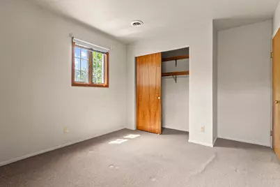 9307 Ellen Drive, Highland, IN 46322 - Photo 11