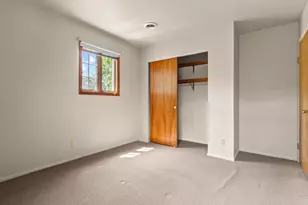9307 Ellen Dr, Highland, IN 46322 - Photo 11