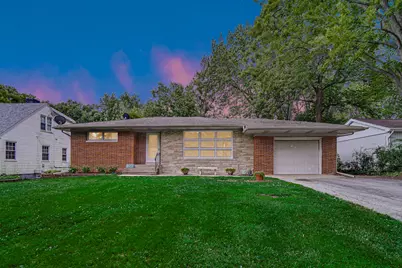 925 S Indiana Avenue, Crown Point, IN 46307 - Photo 1
