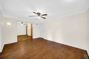 925 S Indiana Ave, Crown Point, IN 46307 - Photo 9