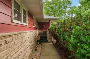 8420 Schreiber Dr, Munster, IN 46321 - Photo 3