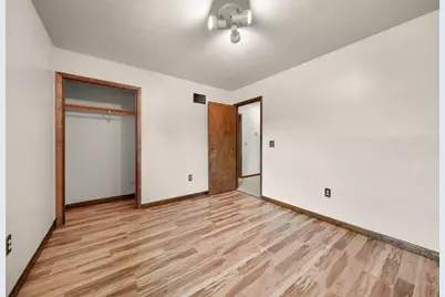 176 Boxwood Court, Valparaiso, IN 46383 - Photo 17