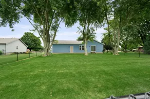 176 Boxwood Ct, Valparaiso, IN 46383 - Photo 25