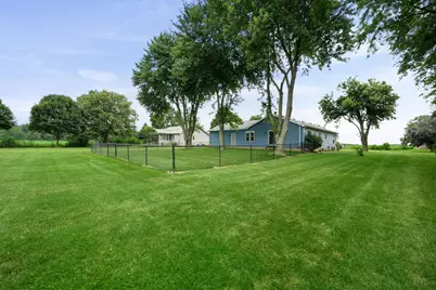 176 Boxwood Court, Valparaiso, IN 46383 - Photo 5