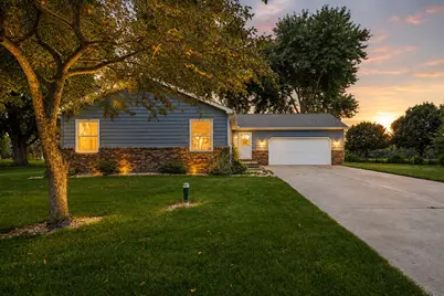 176 Boxwood Court, Valparaiso, IN 46383 - Photo 1