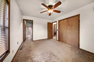 176 Boxwood Ct, Valparaiso, IN 46383 - Photo 19