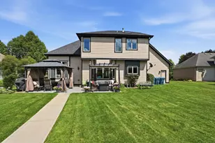 10626 Erie Dr, Crown Point, IN 46307 - Photo 49