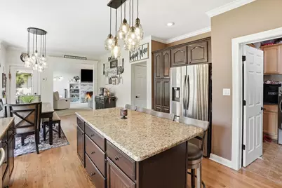 10626 Erie Drive, Crown Point, IN 46307 - Photo 9