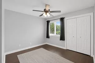 10626 Erie Dr, Crown Point, IN 46307 - Photo 25