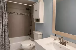 3810 Kingsway Dr, Crown Point, IN 46307 - Photo 11