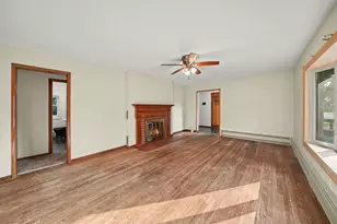 215 Wren Pl, Trail Creek, IN 46360 - Photo 3