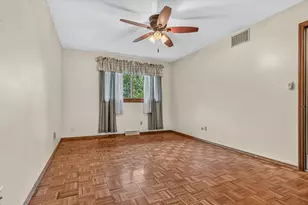 8832 Jefferson Ct, Munster, IN 46321 - Photo 21