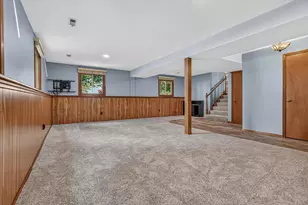 8832 Jefferson Ct, Munster, IN 46321 - Photo 13