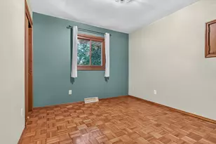 8832 Jefferson Ct, Munster, IN 46321 - Photo 21