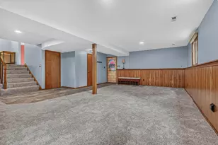 8832 Jefferson Ct, Munster, IN 46321 - Photo 17