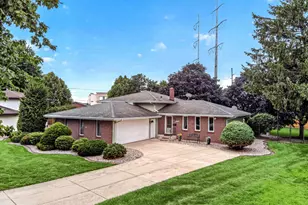 8832 Jefferson Ct, Munster, IN 46321 - Photo 1