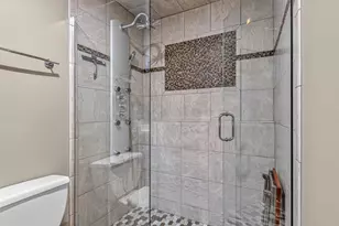 8832 Jefferson Ct, Munster, IN 46321 - Photo 19