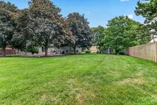 8832 Jefferson Ct, Munster, IN 46321 - Photo 31