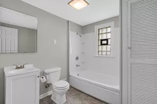 7212 McLaughlin Ave, Hammond, IN 46324 - Photo 23
