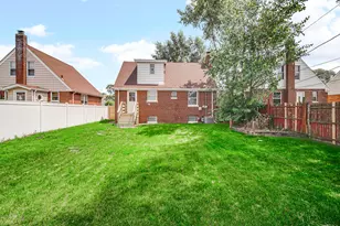 7212 McLaughlin Ave, Hammond, IN 46324 - Photo 3