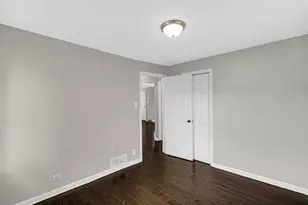 7212 McLaughlin Ave, Hammond, IN 46324 - Photo 11