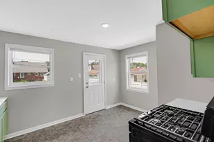 7212 McLaughlin Ave, Hammond, IN 46324 - Photo 15