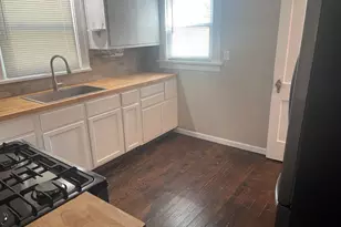 153 Hovey St, Gary, IN 46406 - Photo 9