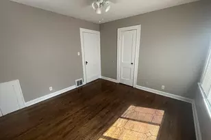 153 Hovey St, Gary, IN 46406 - Photo 17