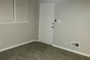 4034 Euclid Ave, East Chicago, IN 46312 - Photo 5