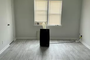 4034 Euclid Ave, East Chicago, IN 46312 - Photo 13