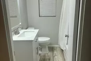 4034 Euclid Ave, East Chicago, IN 46312 - Photo 9